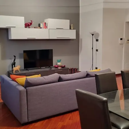 La Casa Di Cris - Milano, Zona Sempione Apartman Milánó